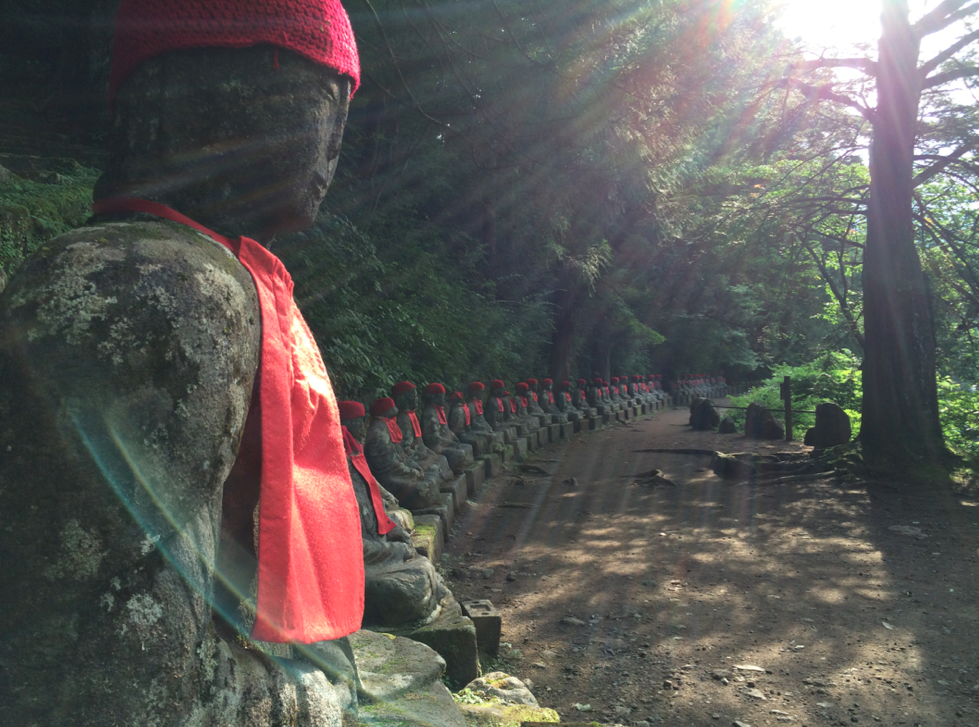 nikko-abyss-jizo-2