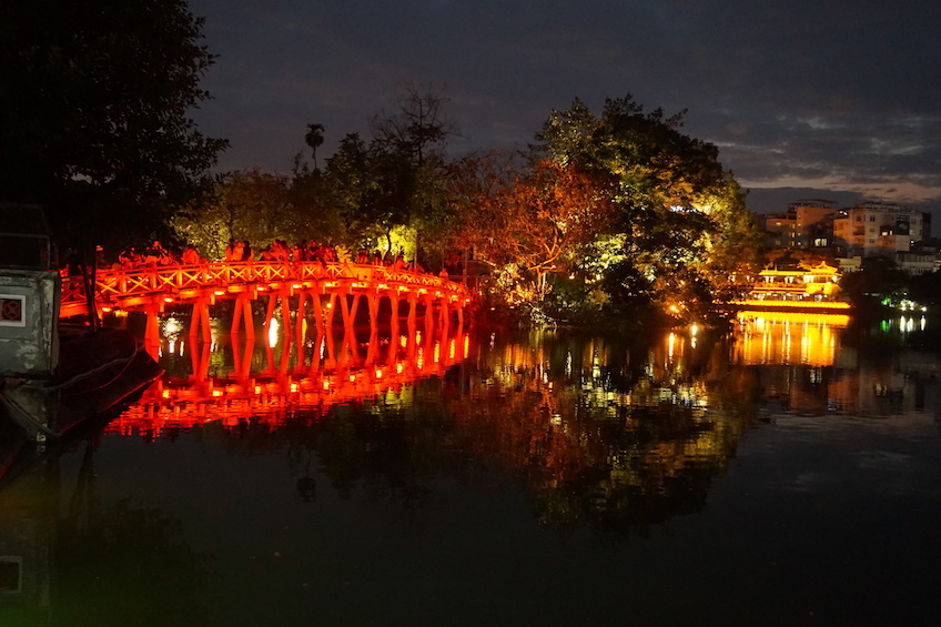 Hanoi Pont Hoan Kiem Temple Ngoc Son