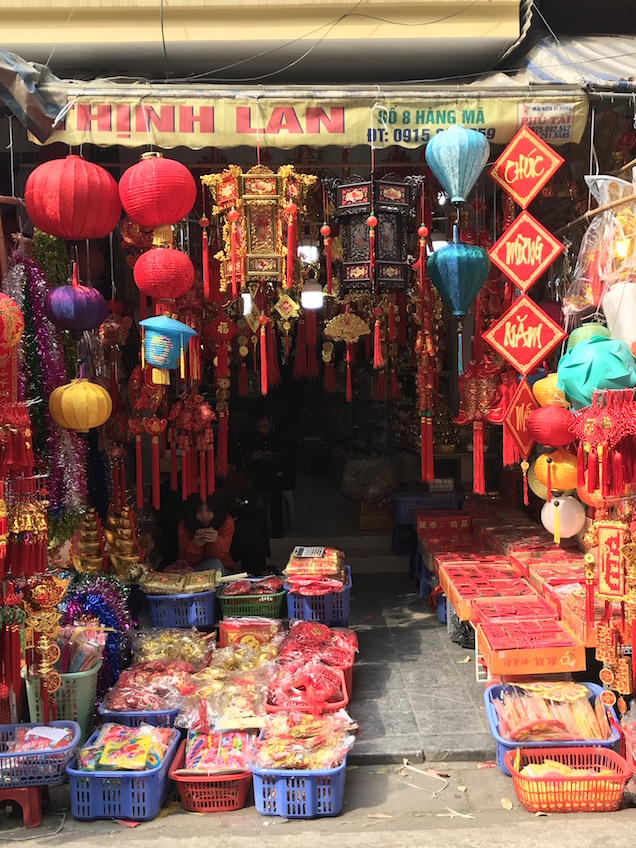 Decorations Têt Hanoi