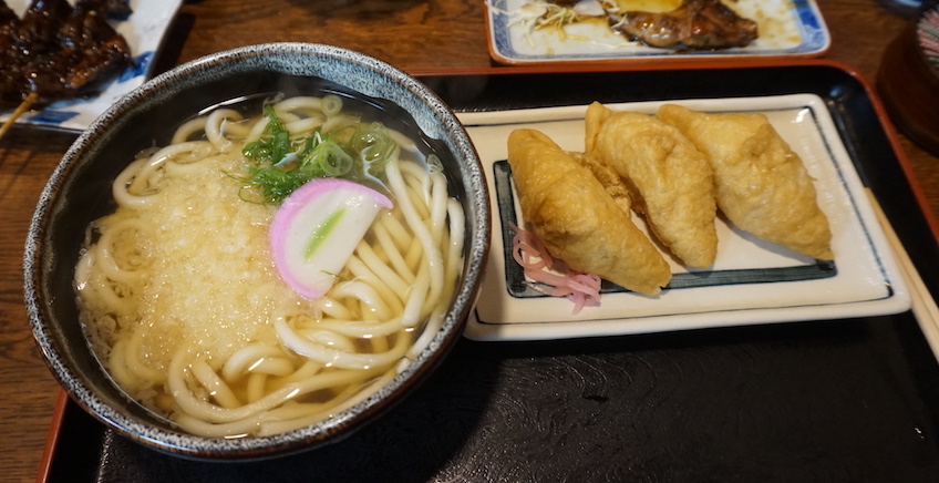 Udon & Inari sushi
