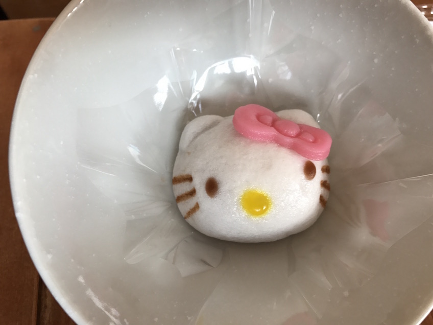 manju hello kitty