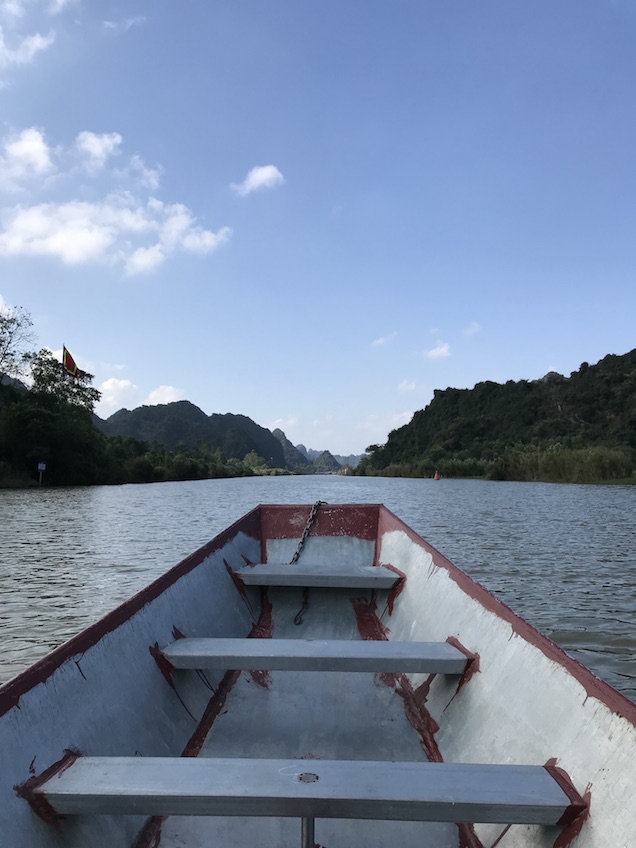 Pagode Parfumee bateau