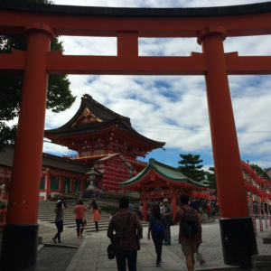 Entrée du sanctuaire Fushimi Inari Taisha à Kyoto