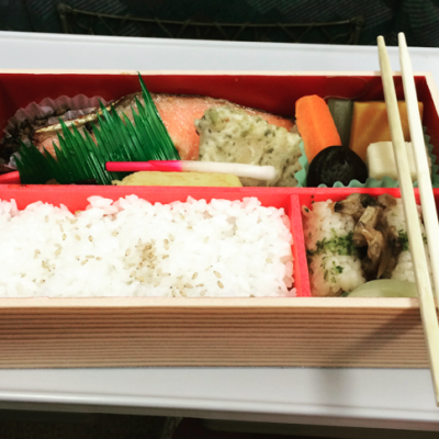 bento-shinkansen-japon