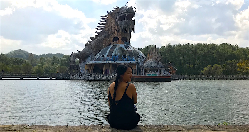 Parc aquatique abandonné sud Hué au Vietnam